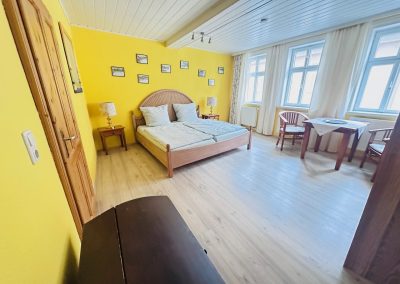 domstube-ferienwohnung-naumburg7-400x284 Domstube-Ferienwohnung